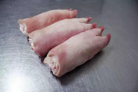 Frozen Pork Front Feet - Image 3